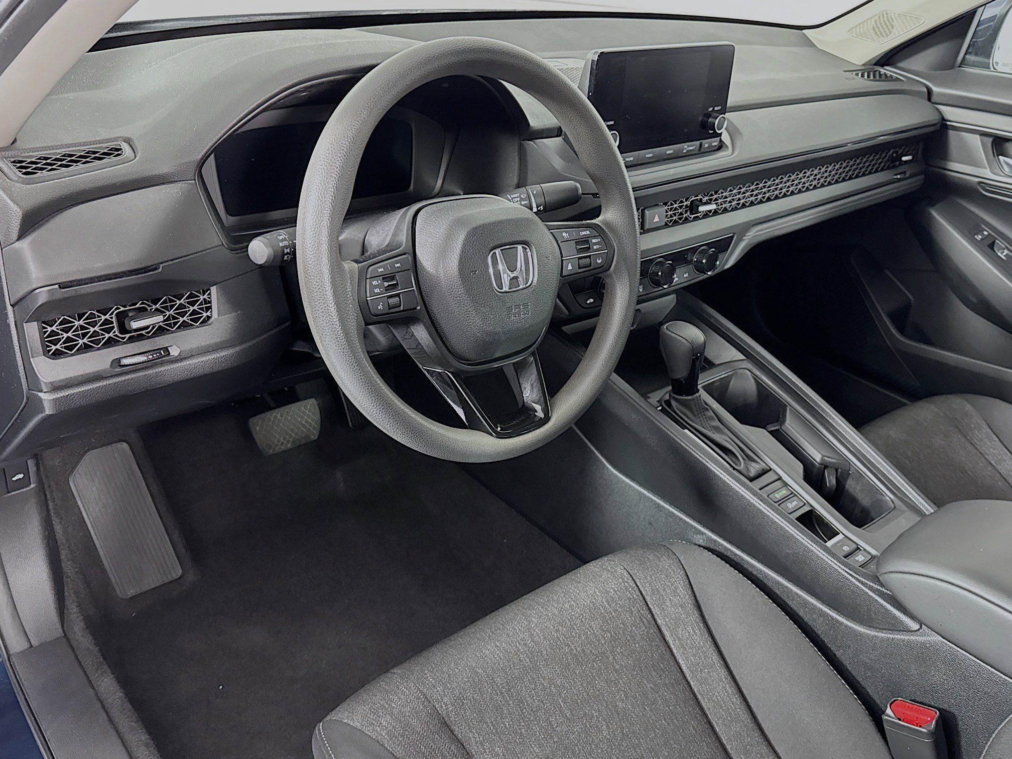 Certified 2024 Honda Accord EX image 9