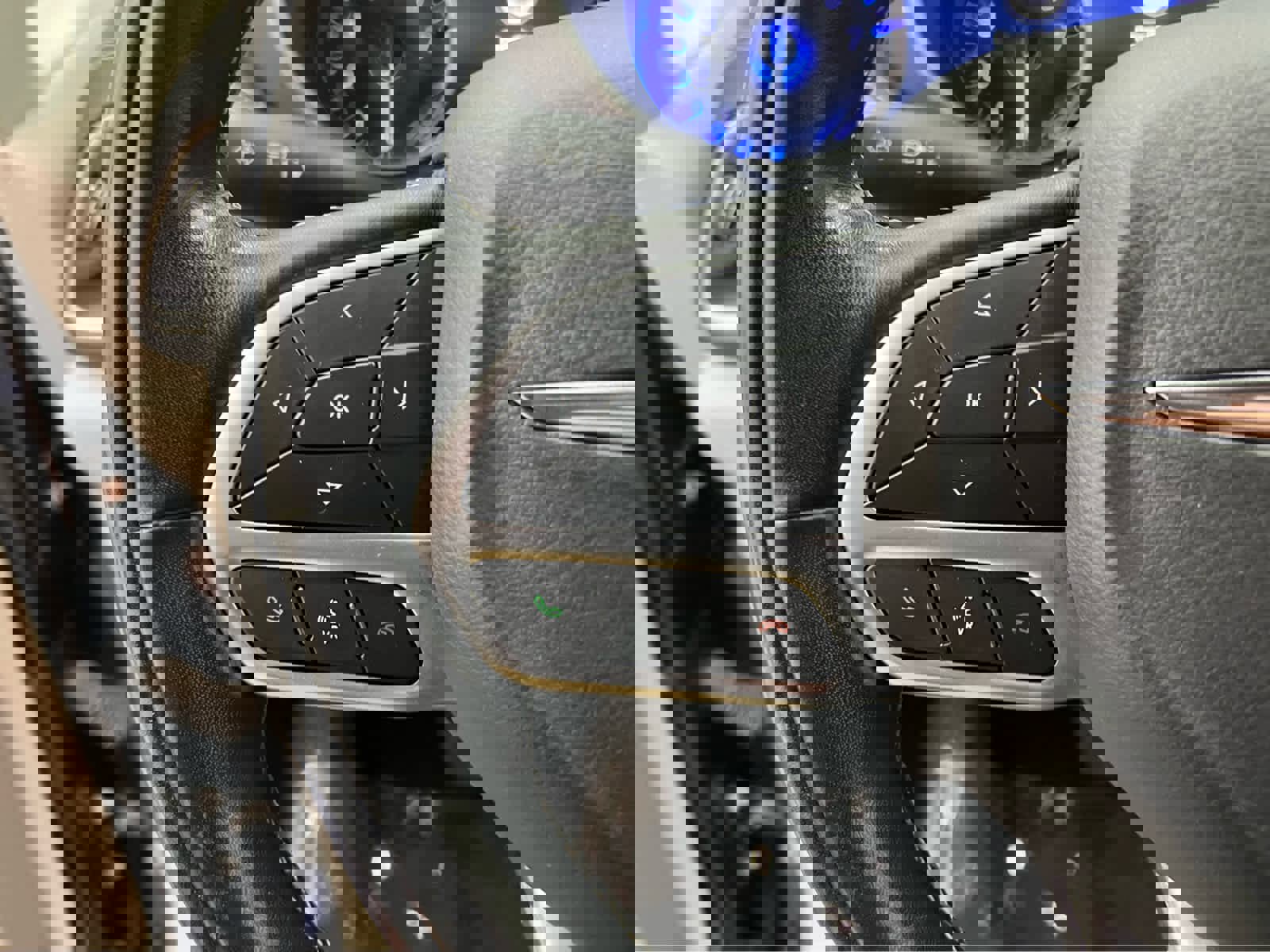 Used 2022 Chrysler Pacifica Touring-L image 28