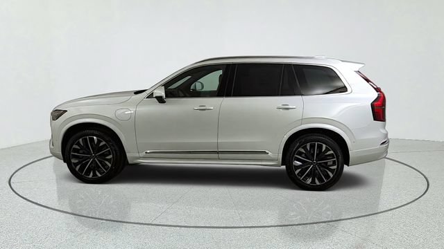 New 2026 Volvo XC90 T8 Plus w/ Protection Package AWD/4WD image 4