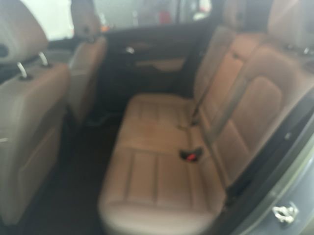Used 2024 Buick Envista Avenir image 16