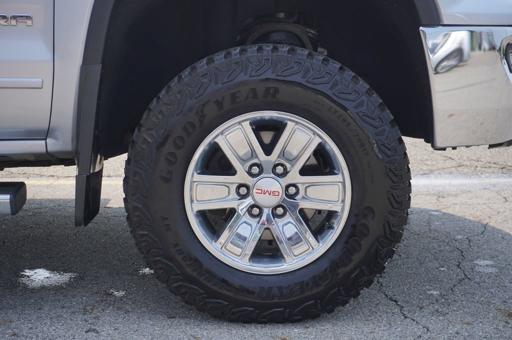 Used 2018 GMC Sierra 1500 SLE w/ SLE Value Package AWD/4WD image 13