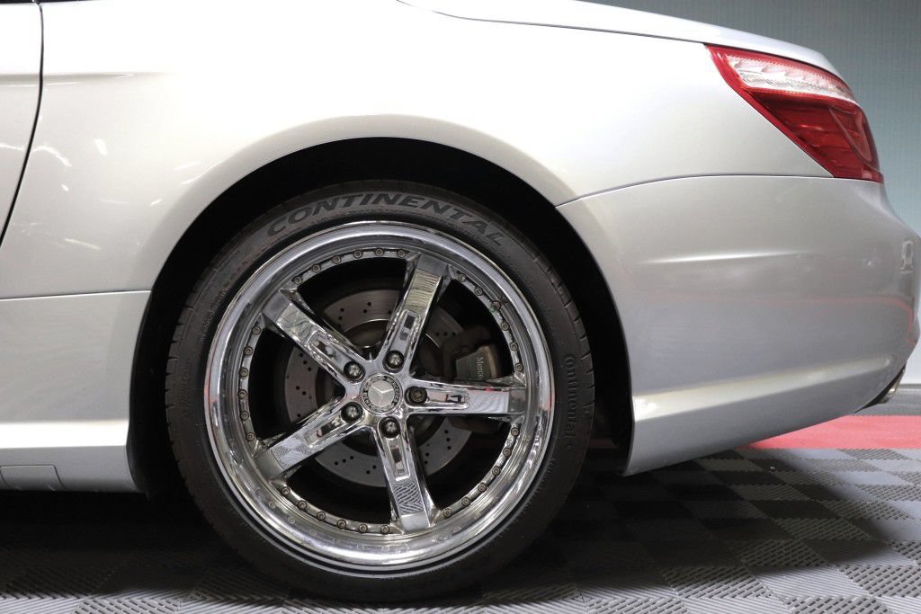 Used 2014 Mercedes-Benz SL 550 w/ Driver Assistance Package image 83