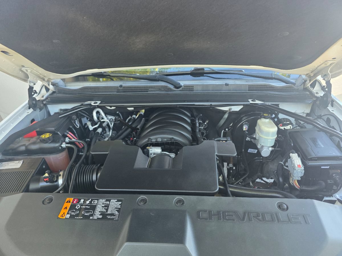 Used 2020 Chevrolet Suburban LT RWD image 7