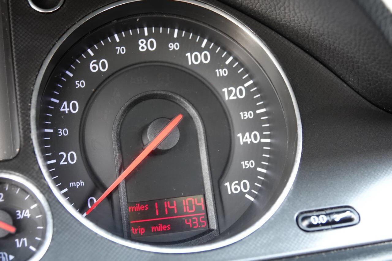 Used 2007 Volkswagen Passat 2.0T FWD image 89