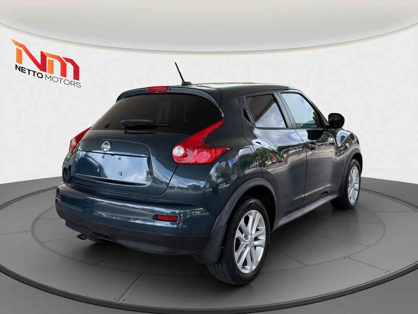 Used 2014 Nissan Juke SL FWD image 5