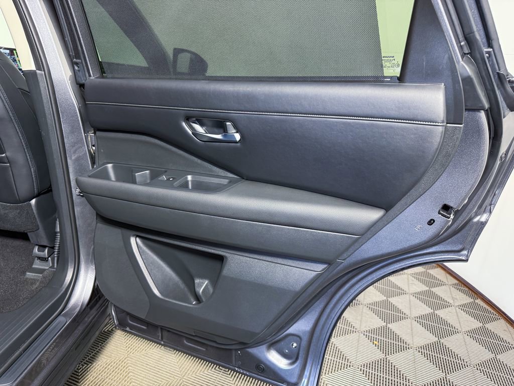 Certified 2023 Nissan Pathfinder SL image 45