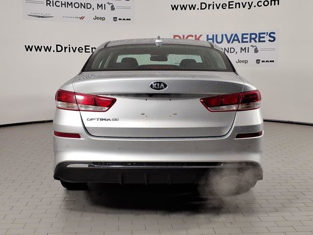 Used 2020 Kia Optima LX image 5