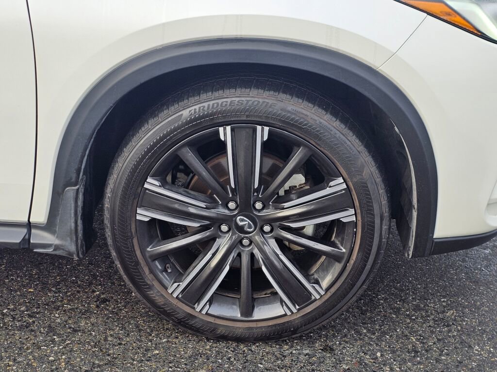 Used 2022 INFINITI QX50 Luxe w/ Appearance Package image 9