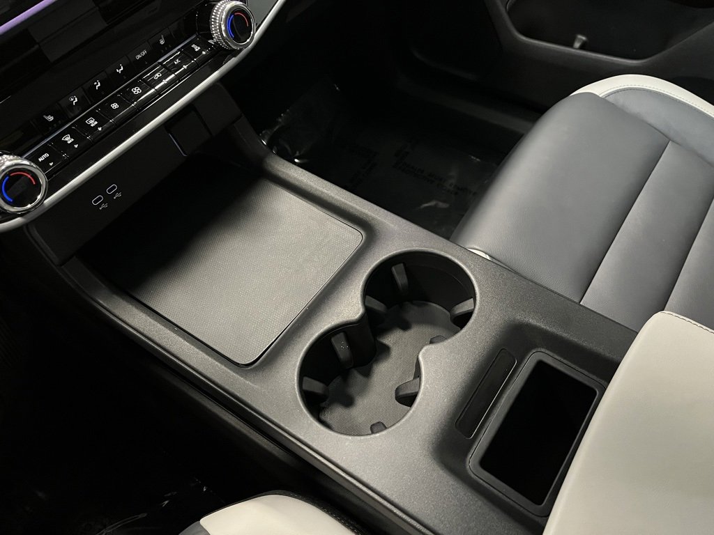 Used 2024 Honda Prologue Touring image 7