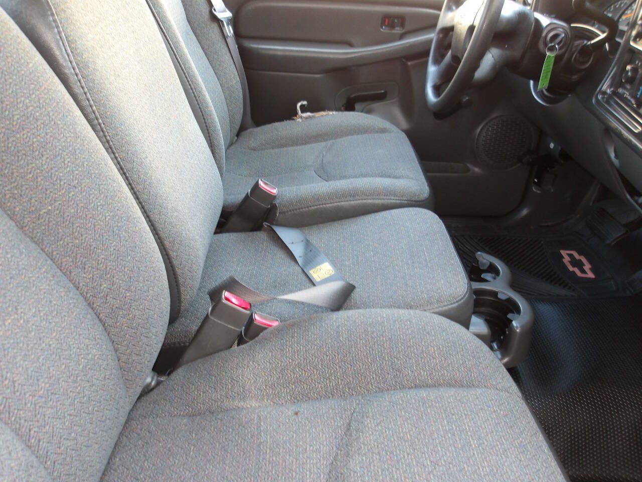 Used 2005 Chevrolet Silverado 1500 W/T RWD image 19