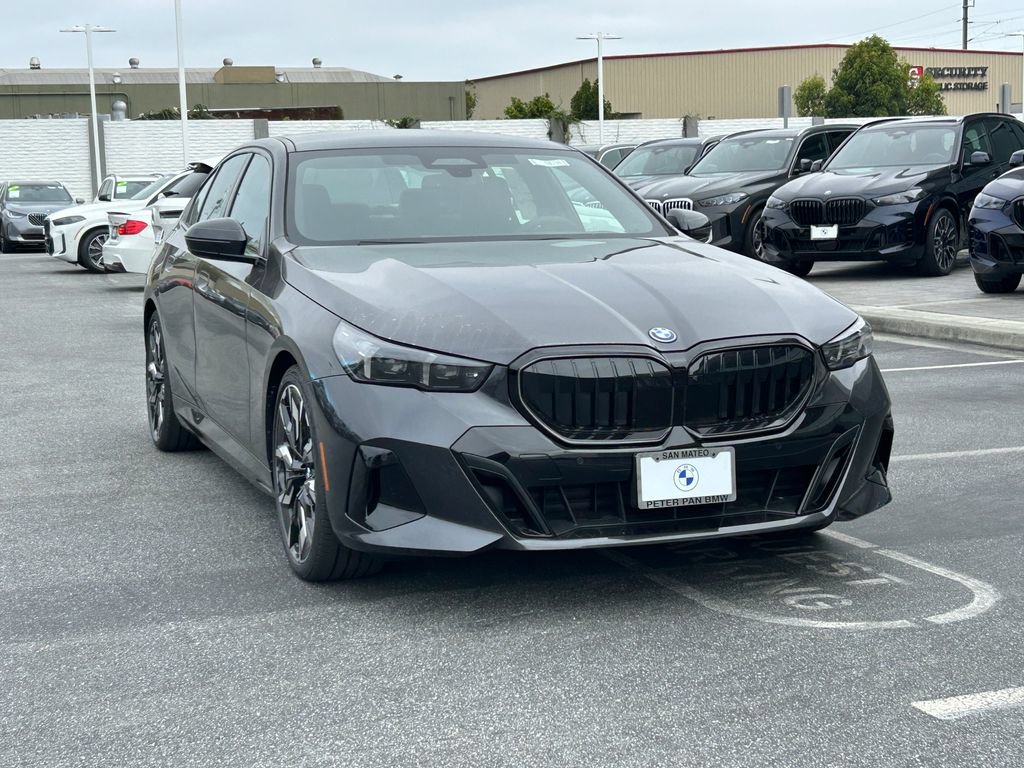 New 2027 BMW 550e xDrive AWD/4WD image 7