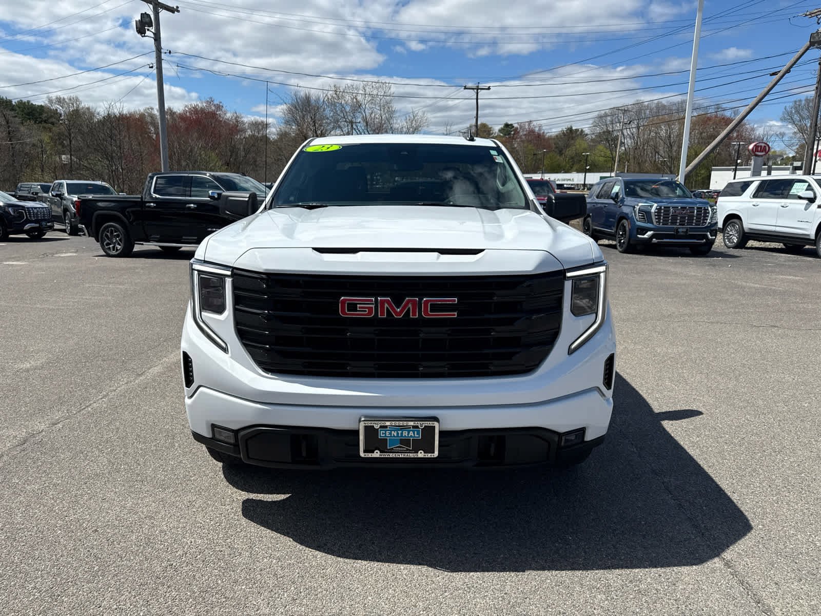Used 2023 GMC Sierra 1500 Elevation AWD/4WD image 8