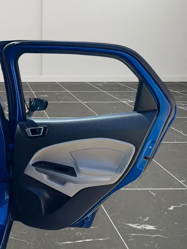 Used 2018 Ford EcoSport Titanium w/ Titanium Cold Weather Package image 16