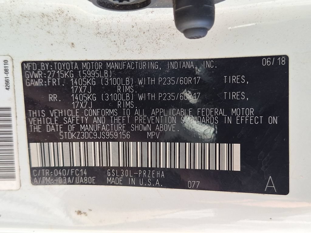Used 2018 Toyota Sienna LE w/ Carpet Mat Package FWD image 31