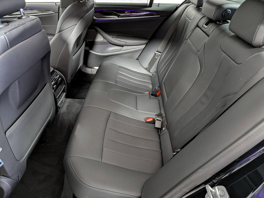 Used 2021 BMW 540i xDrive w/ M Sport Package image 45