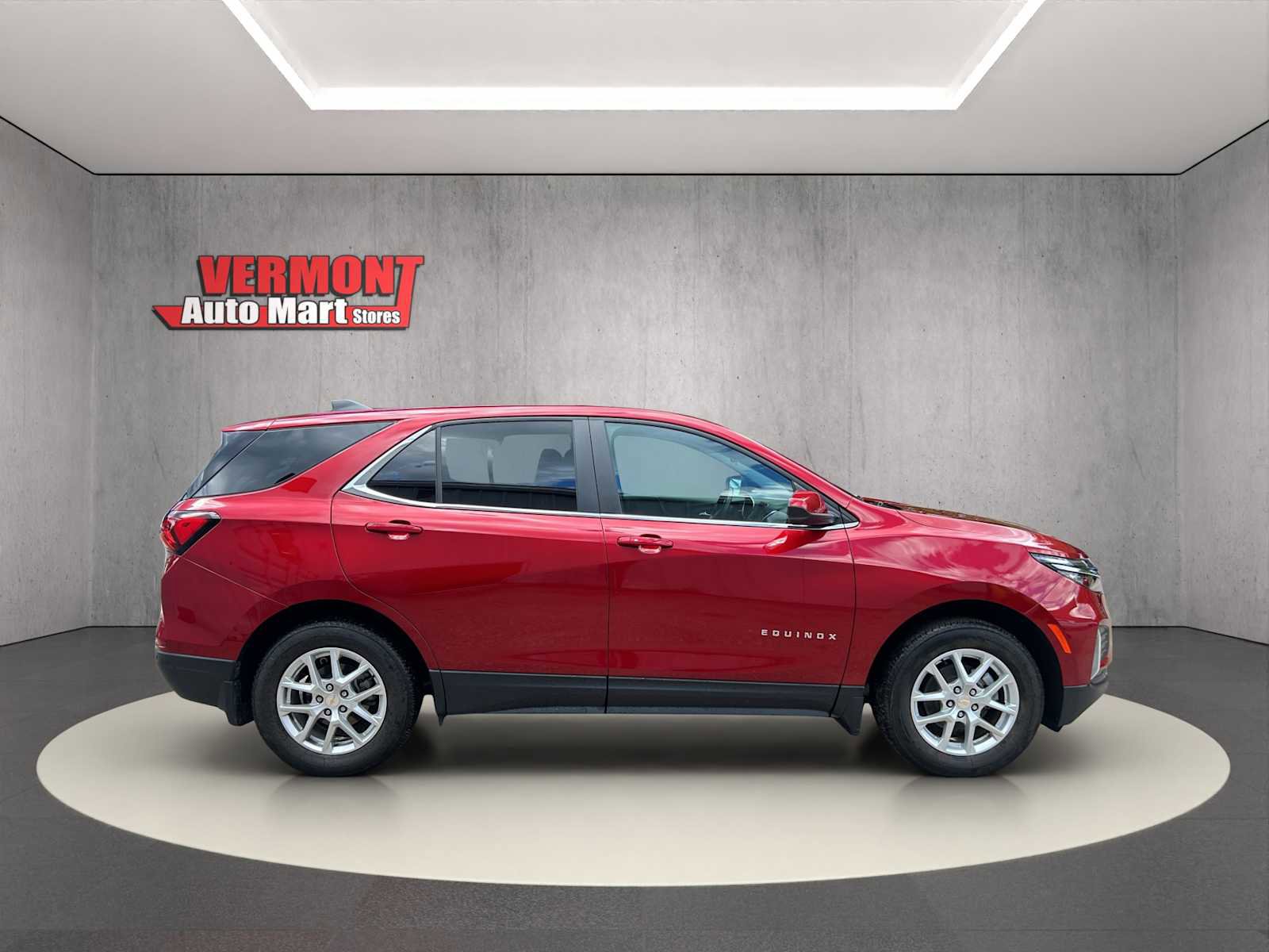 Used 2024 Chevrolet Equinox LT image 8