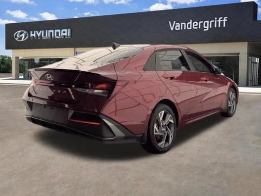 Used 2025 Hyundai Elantra Sport FWD image 5