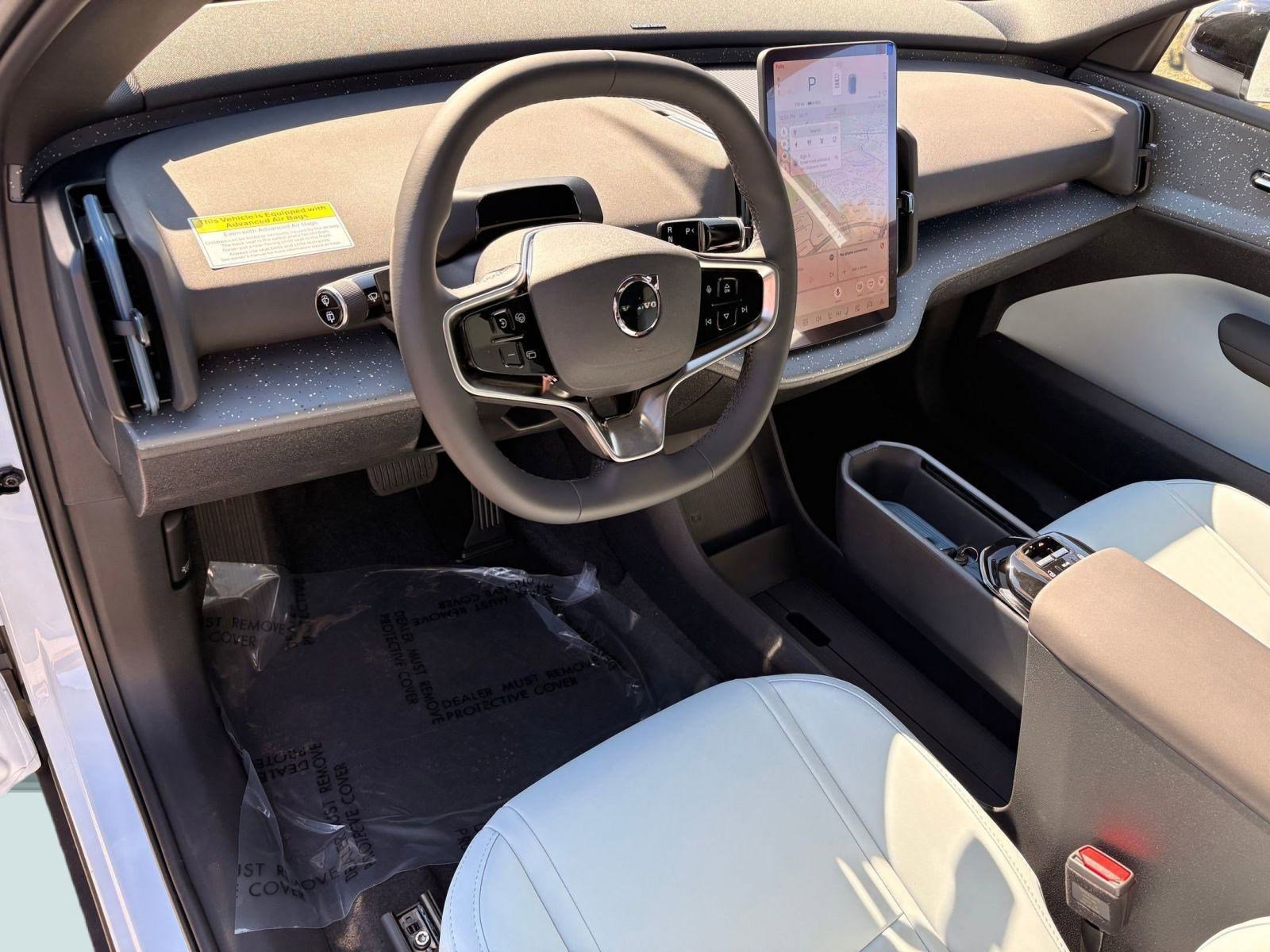 New 2026 Volvo EX30 Ultra w/ Climate Package image 4