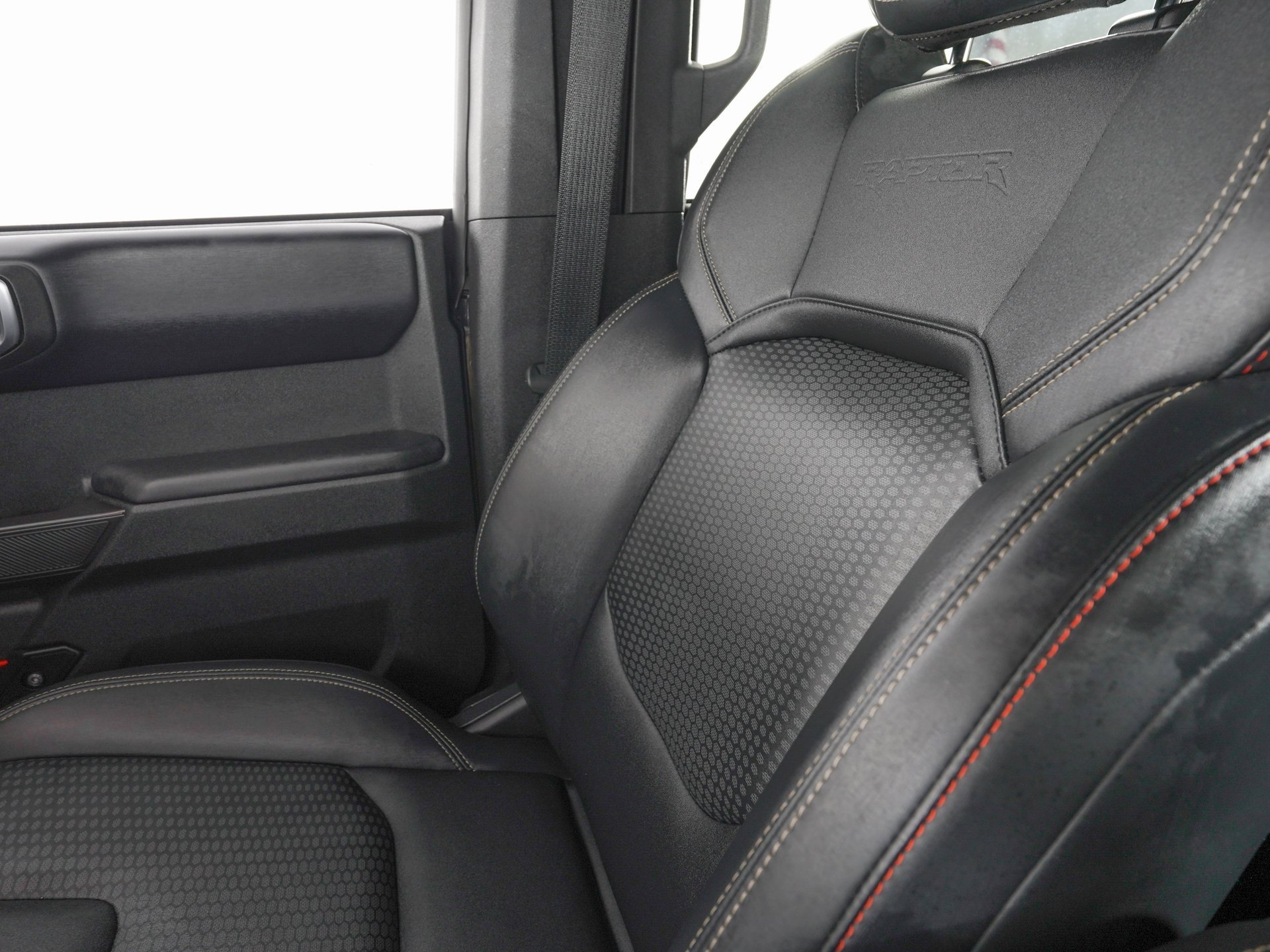 Used 2024 Ford Bronco Raptor image 26