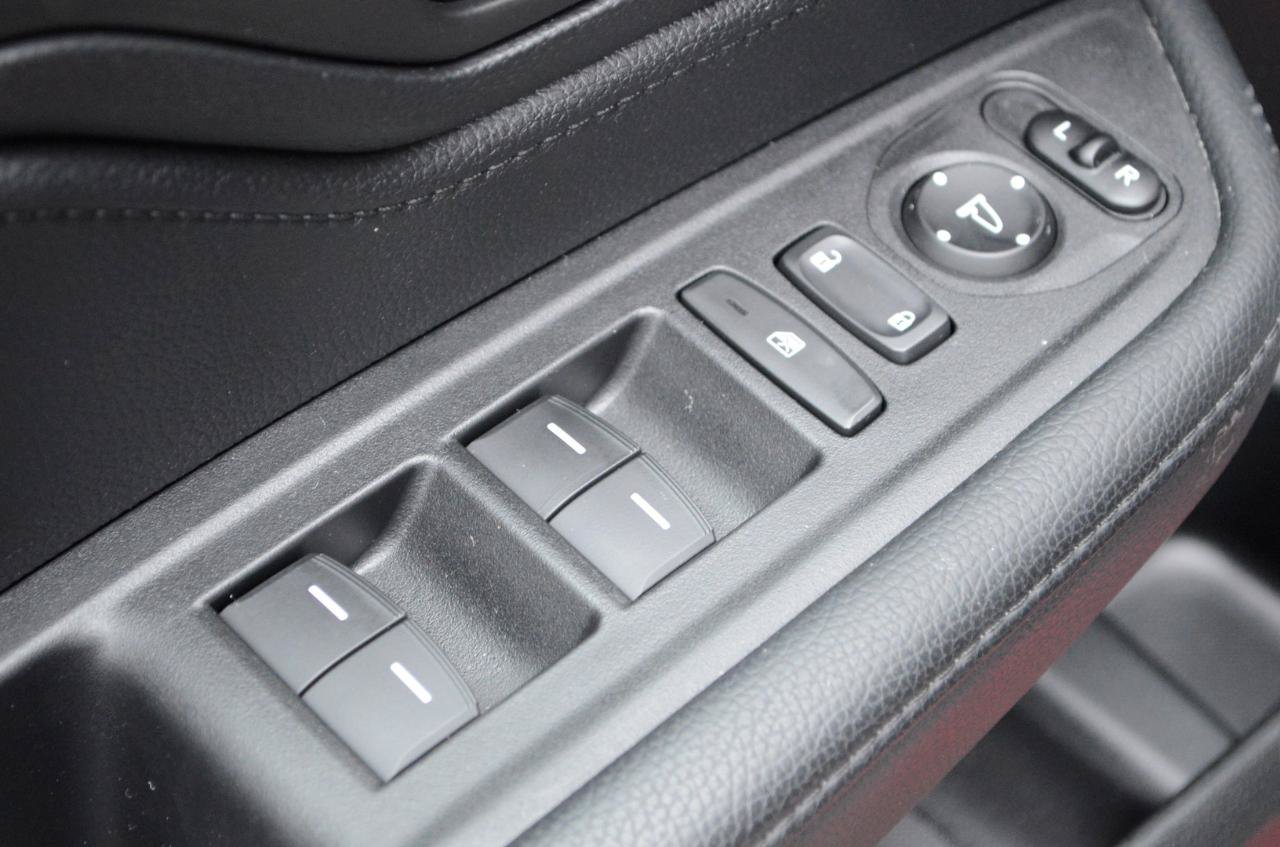 Used 2025 Honda Odyssey Sport-L image 24