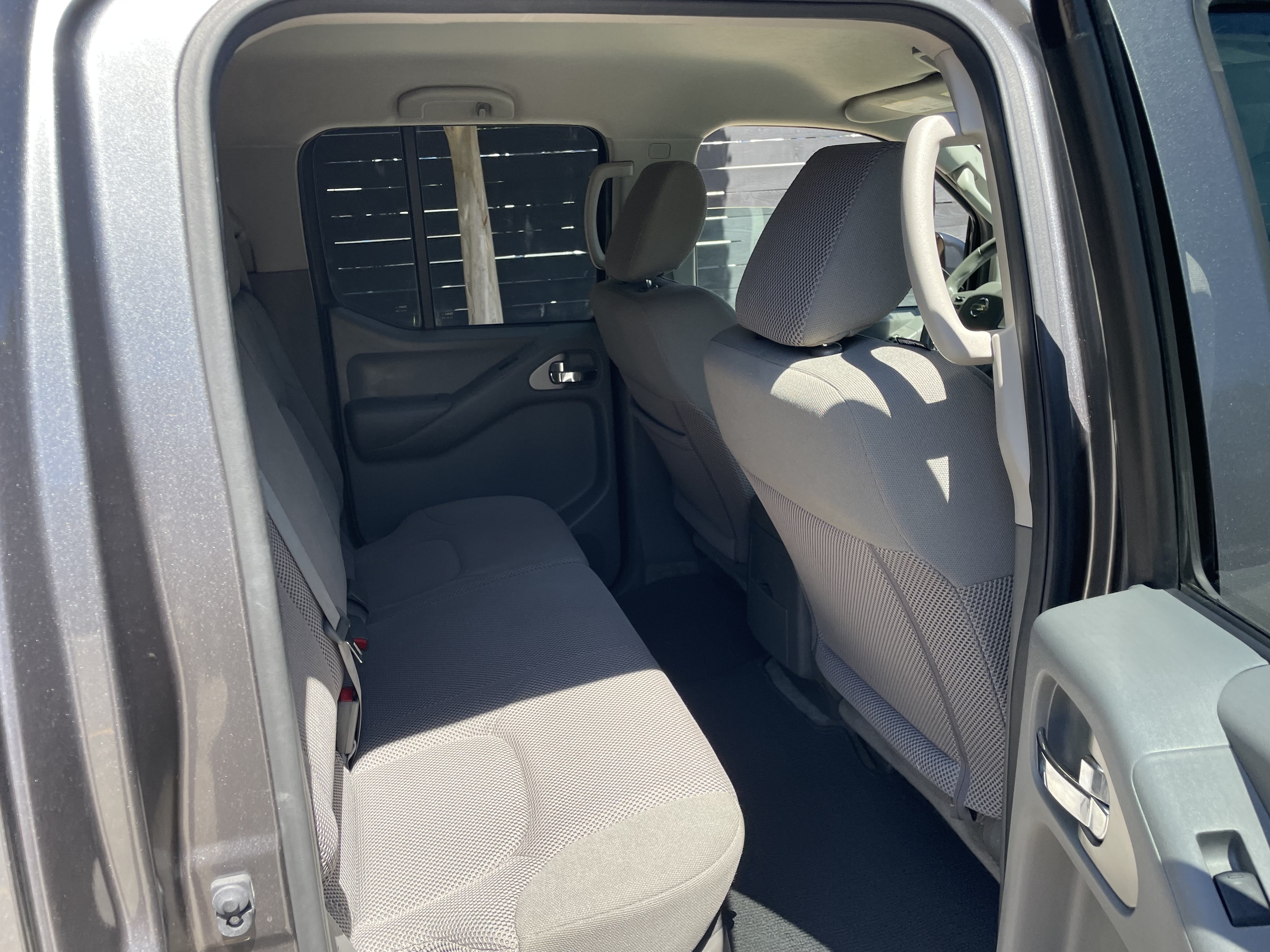Used 2016 Nissan Frontier SV RWD image 10