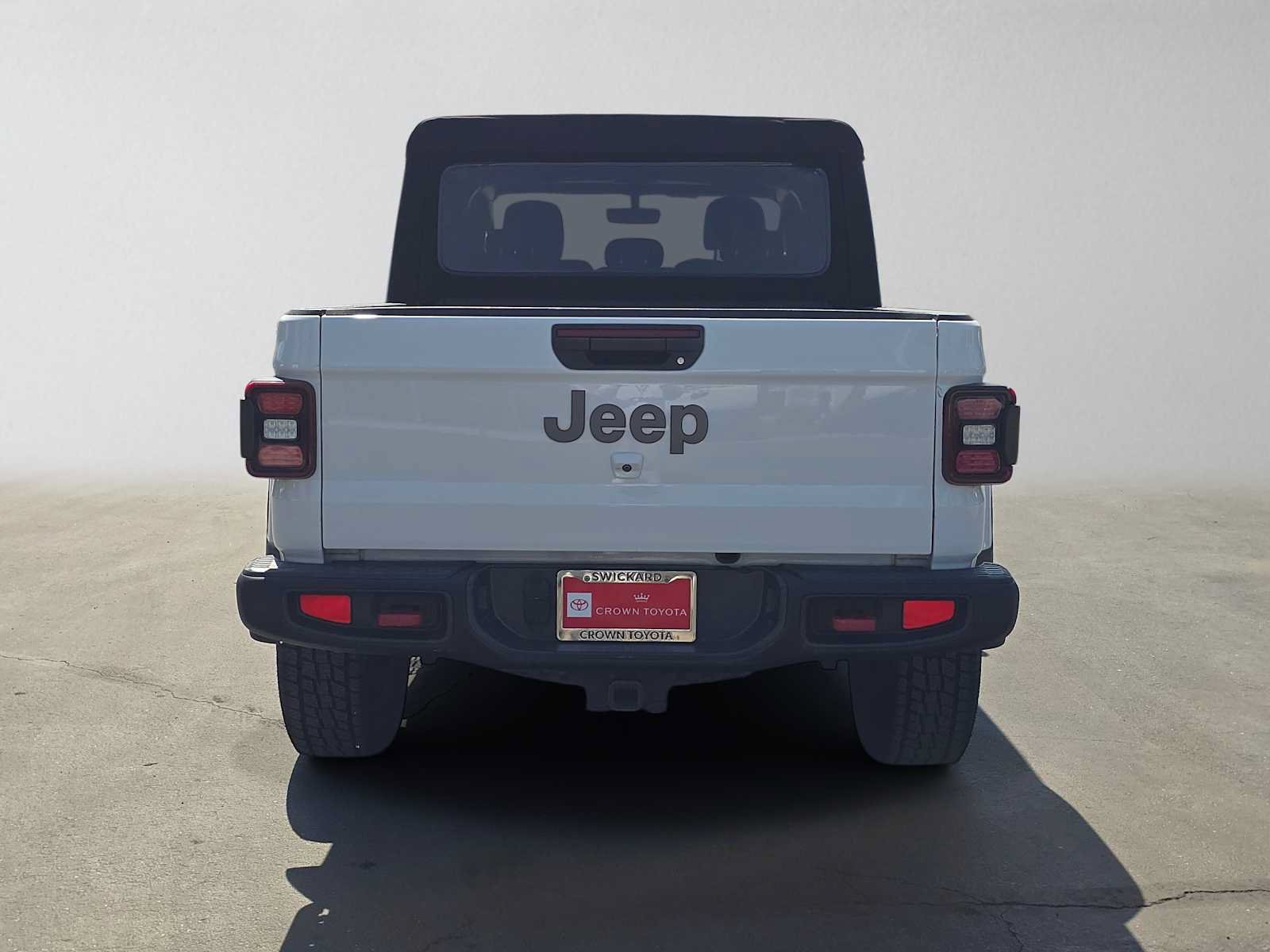 Used 2020 Jeep Gladiator Rubicon AWD/4WD image 4