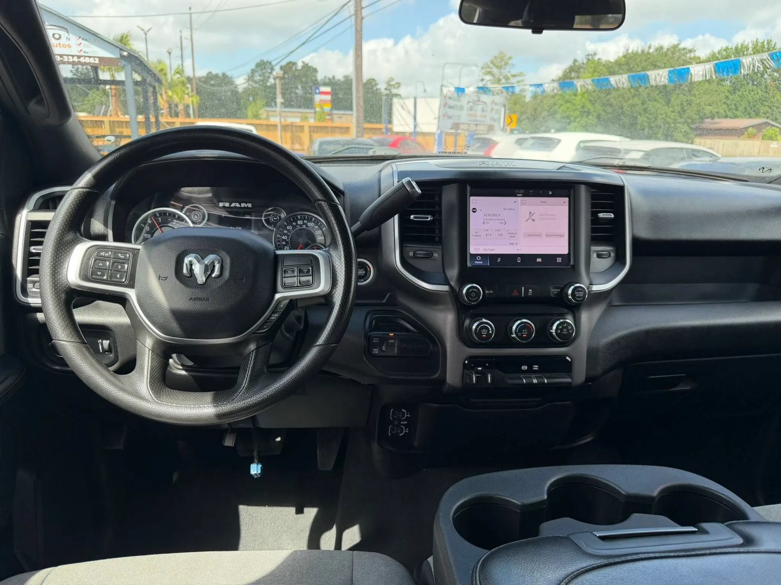 Used 2022 RAM 3500 Big Horn AWD/4WD image 19