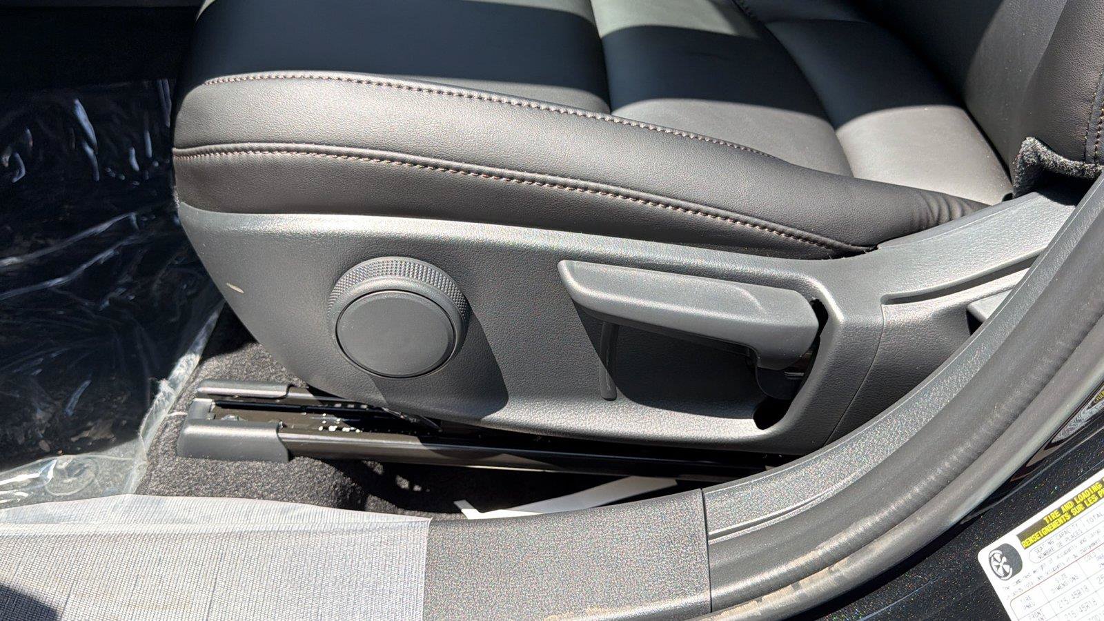 New 2026 MAZDA MAZDA3 s Sport FWD image 25