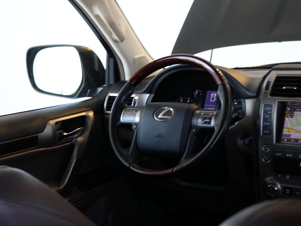 Used 2014 Lexus GX 460 Luxury AWD/4WD image 37
