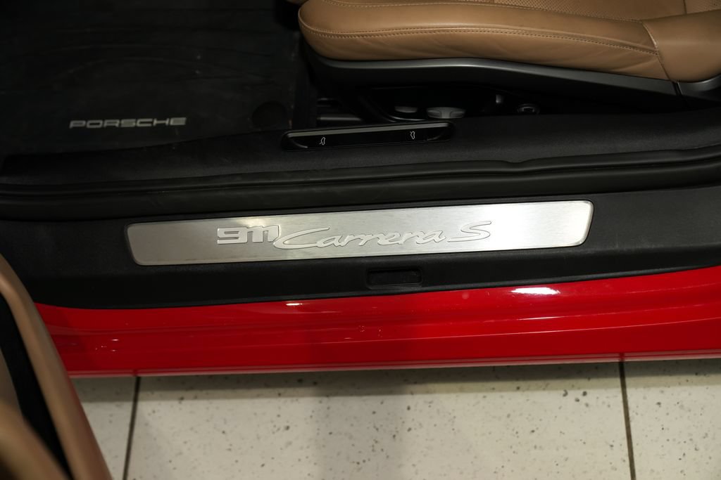 Used 2020 Porsche 911 Carrera S RWD image 33