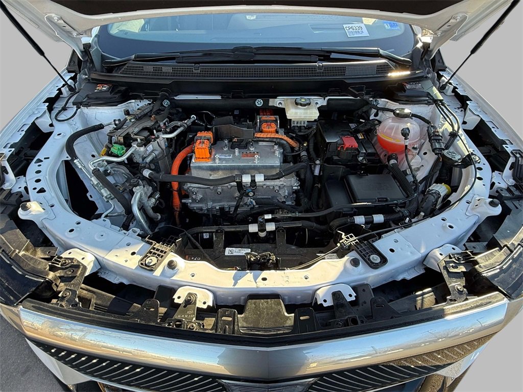 Used 2025 Cadillac Optiq Luxury 2 w/ LPO, Floor Liner Package image 23