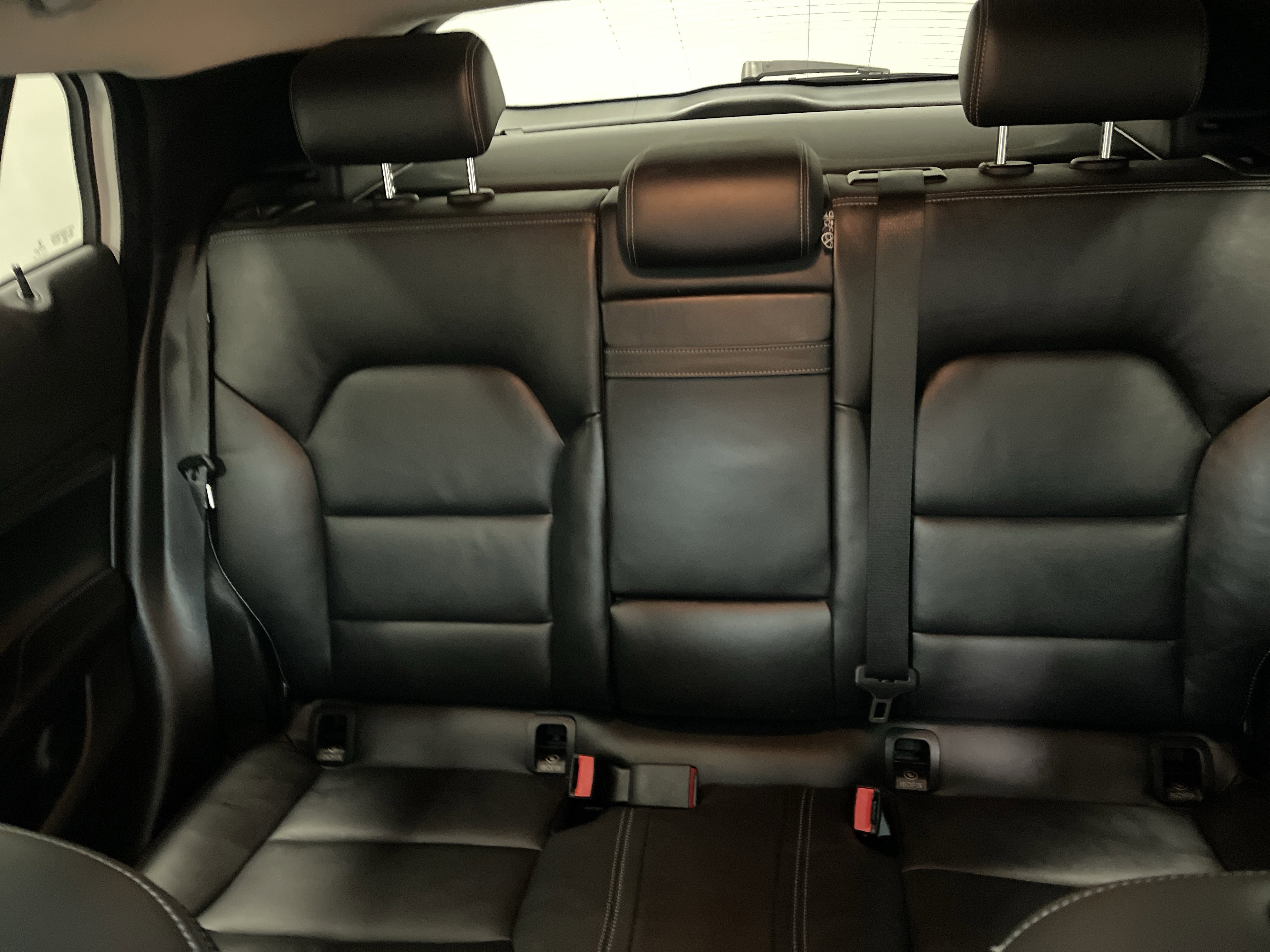 Used 2018 INFINITI QX30 Premium w/ Cargo Package image 11