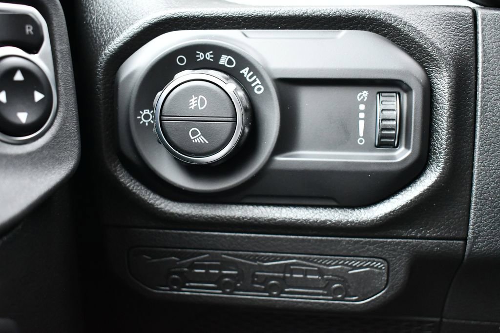 New 2026 Jeep Gladiator Sport image 14