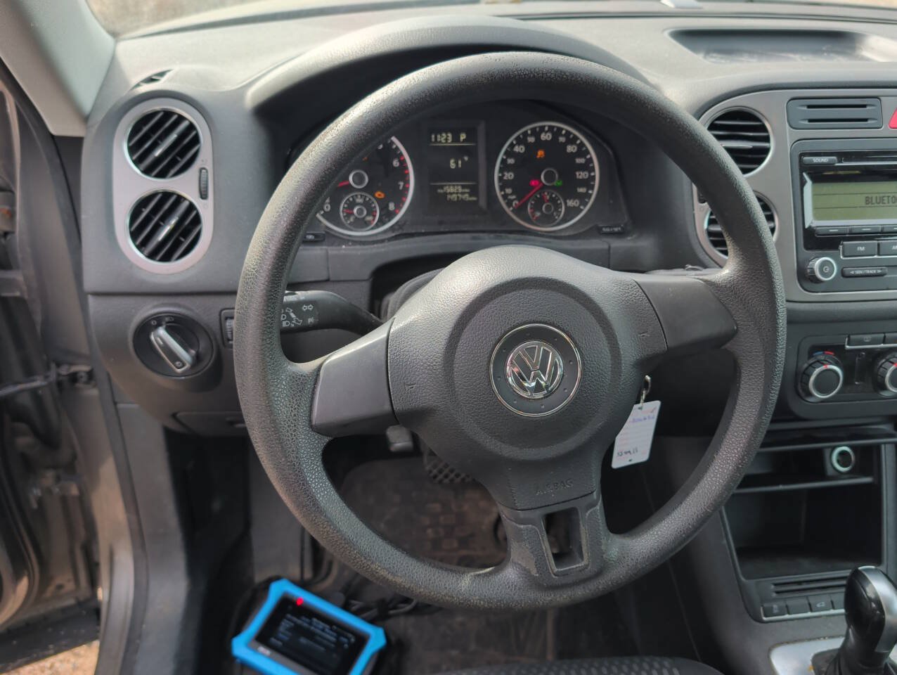 Used 2011 Volkswagen Tiguan S FWD image 32