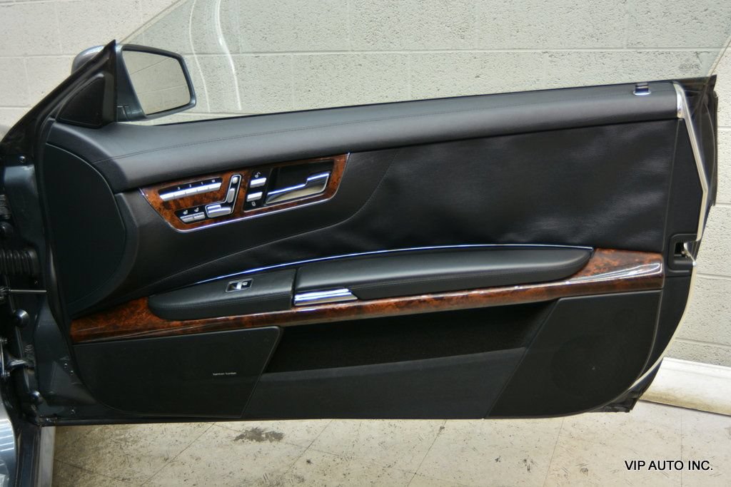 Used 2010 Mercedes-Benz CL 550 4MATIC image 7