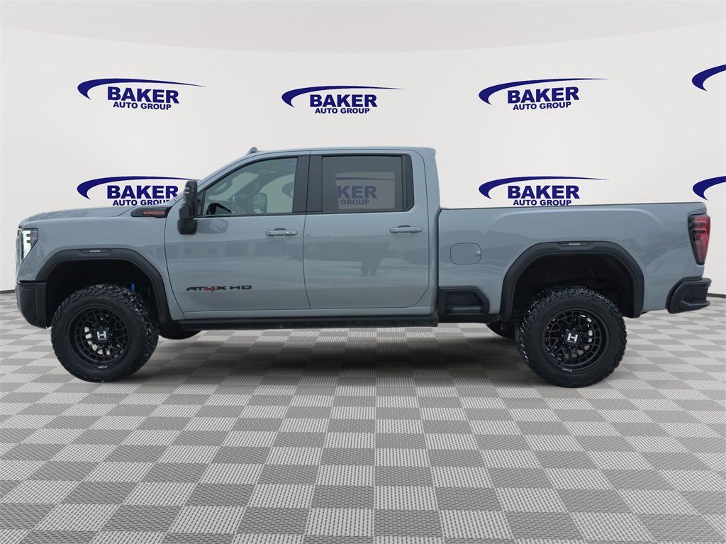 Used 2024 GMC Sierra 2500 AT4X image 6
