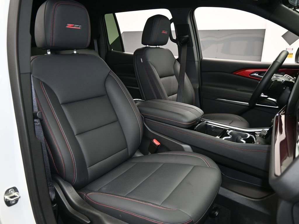 Used 2024 Chevrolet Traverse Z71 w/ Enhanced Driving Package image 55