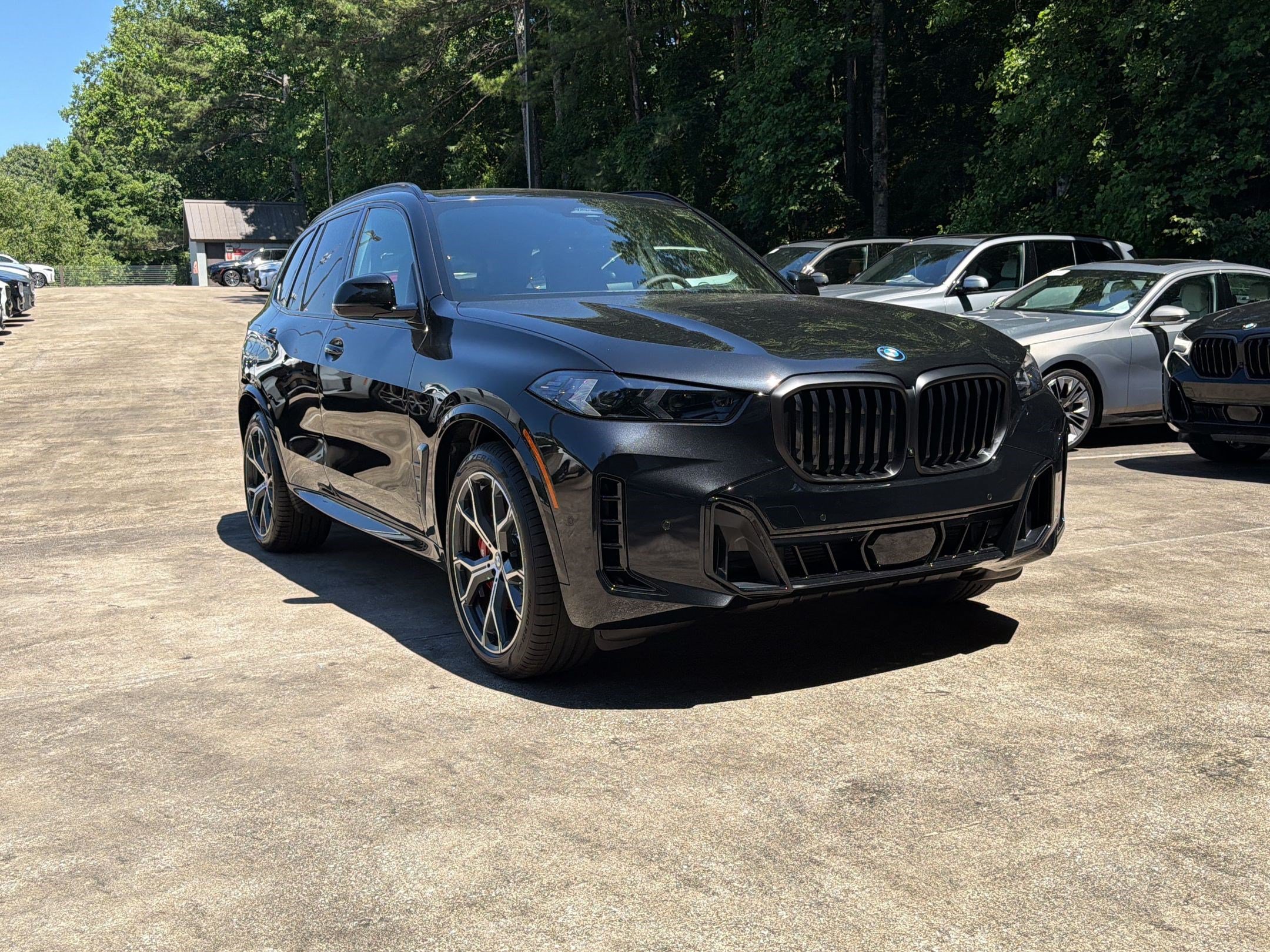 New 2026 BMW X5 xDrive50e w/ M Sport Package AWD/4WD image 5