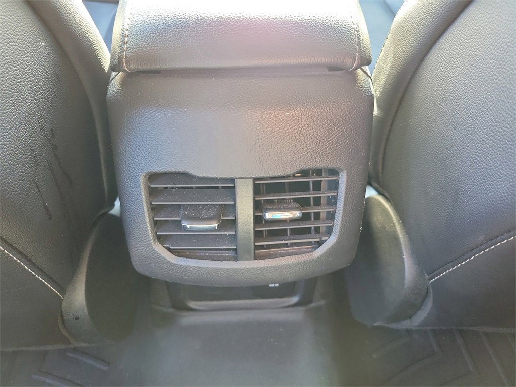 Used 2018 Ford Fusion Energi Titanium image 11