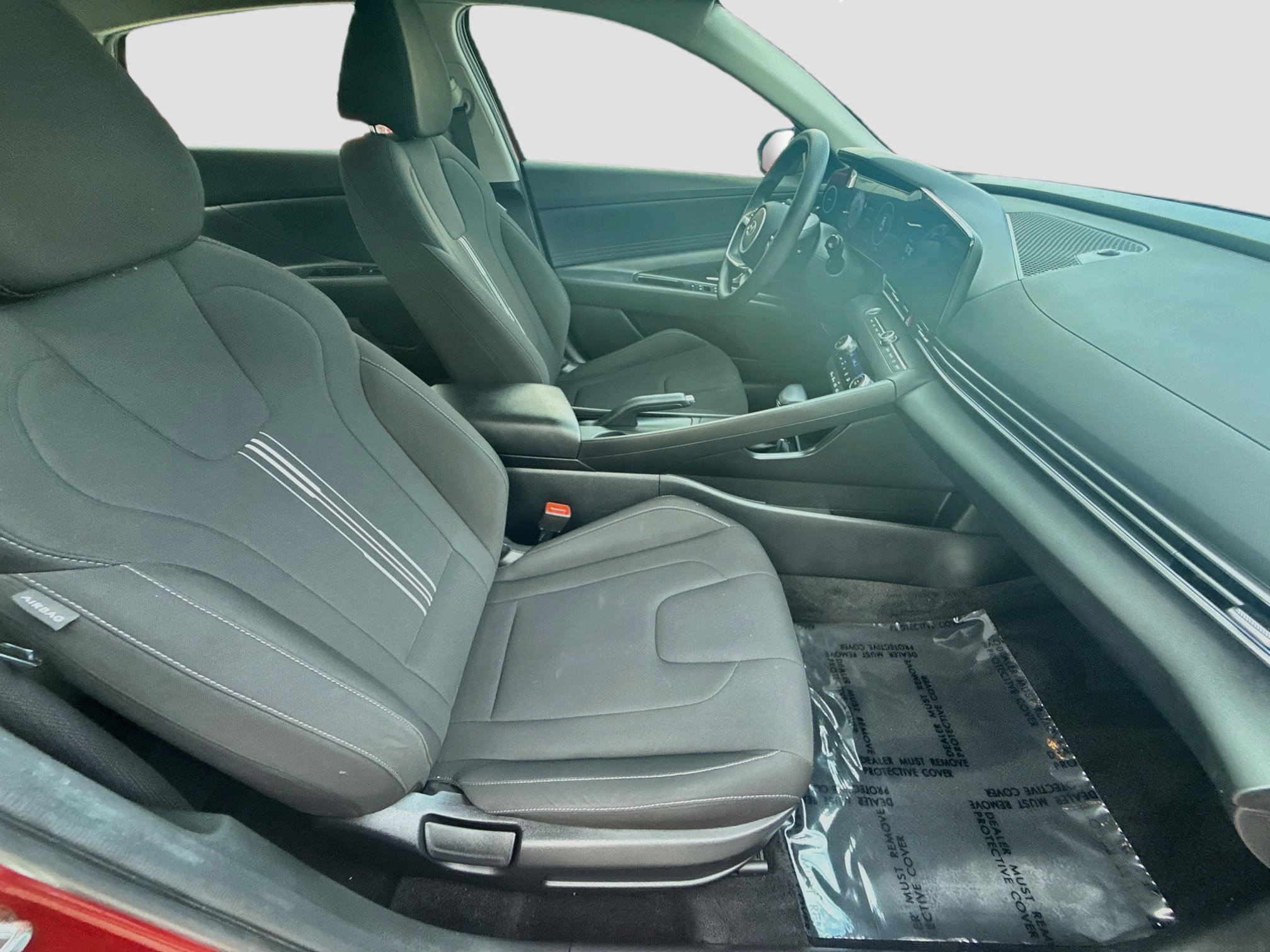Used 2024 Hyundai Elantra SEL FWD image 28
