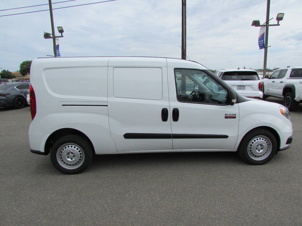 Used 2022 RAM ProMaster City Tradesman FWD image 6