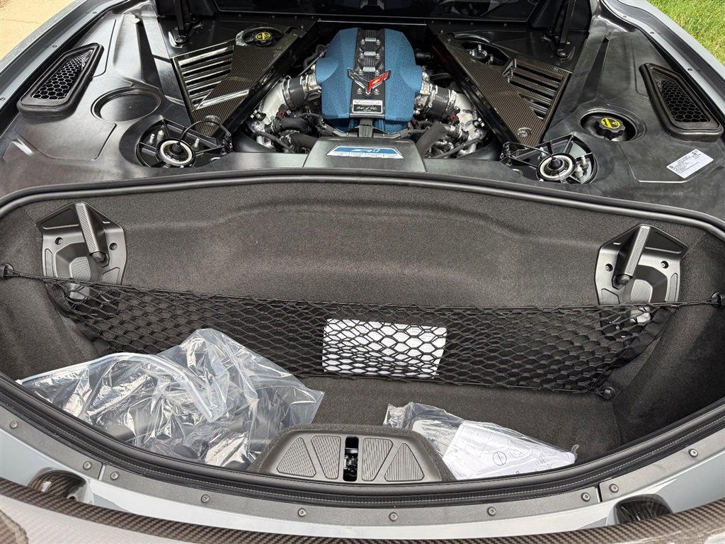 Used 2025 Chevrolet Corvette ZR1 w/ ZR1 Carbon Fiber Aero Package image 76