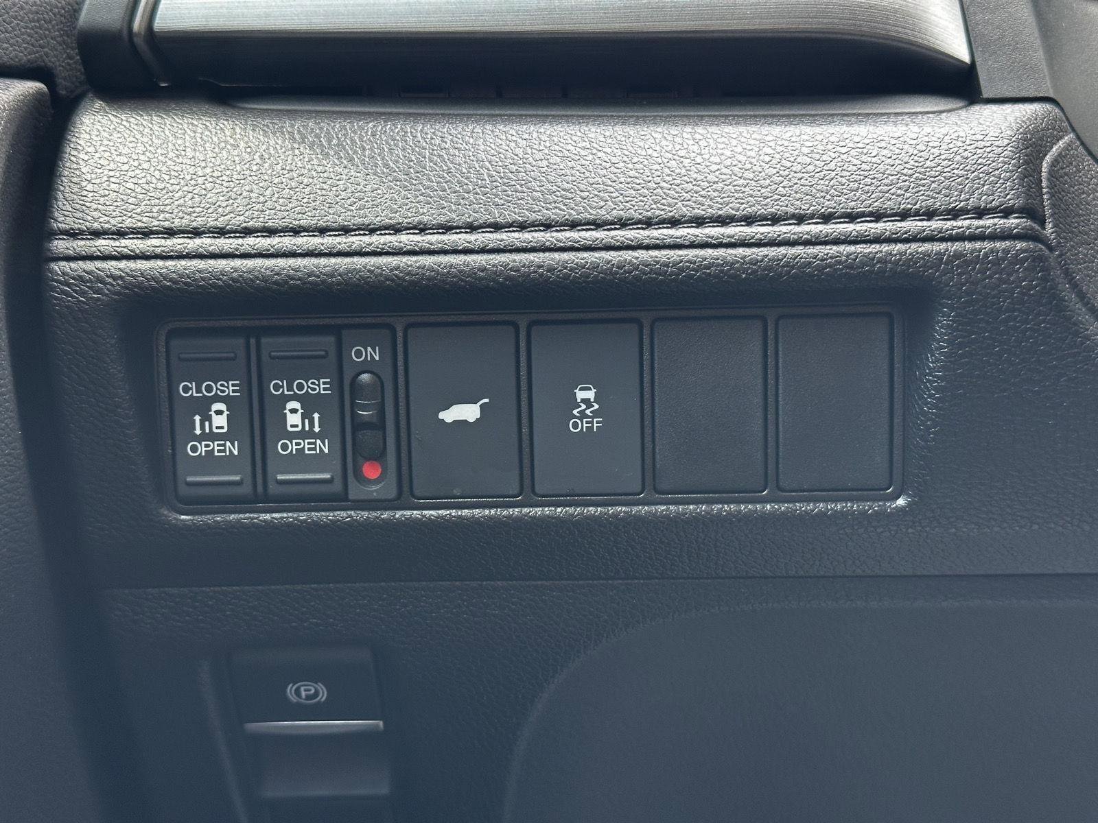 Certified 2025 Honda Odyssey EX-L image 29