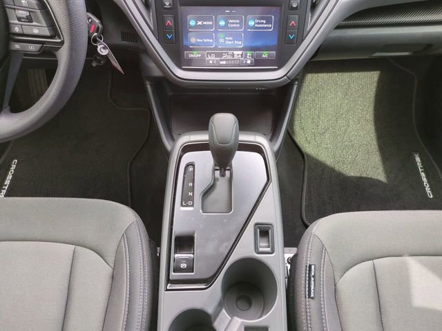 Used 2025 Subaru Crosstrek 2.0i image 19