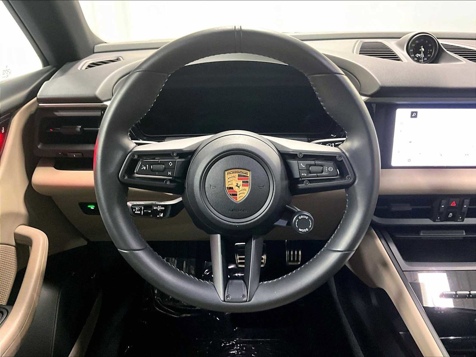 Used 2024 Porsche Macan 4 Electric image 18