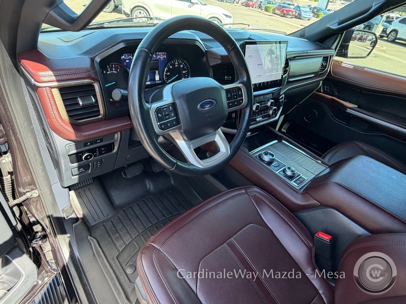 Used 2024 Ford Expedition Limited AWD/4WD image 15