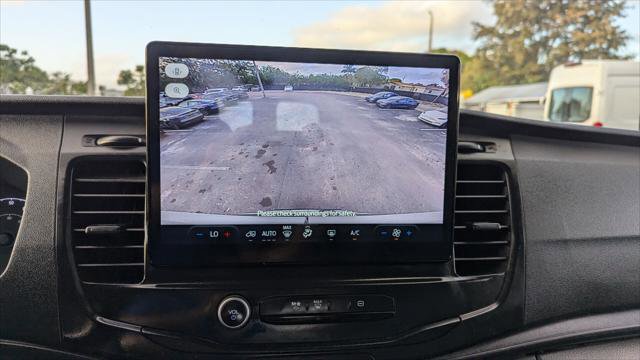 Used 2022 Ford E-Transit 148 High Roof Extended image 23