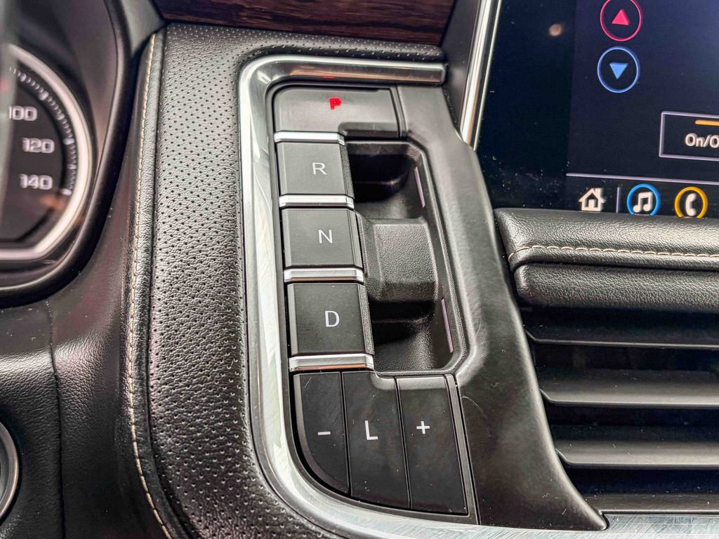 Used 2021 Chevrolet Tahoe Premier w/ Premium Package image 41