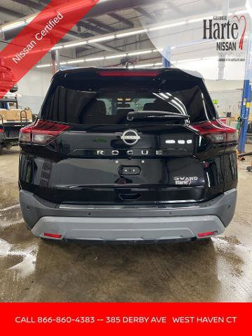 Certified 2023 Nissan Rogue SV w/ SV Premium Package AWD/4WD image 4