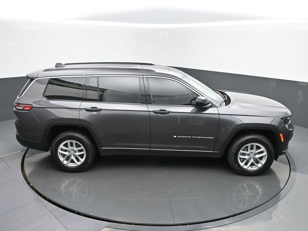 New 2025 Jeep Grand Cherokee L Laredo w/ Luxury Tech Group I image 45